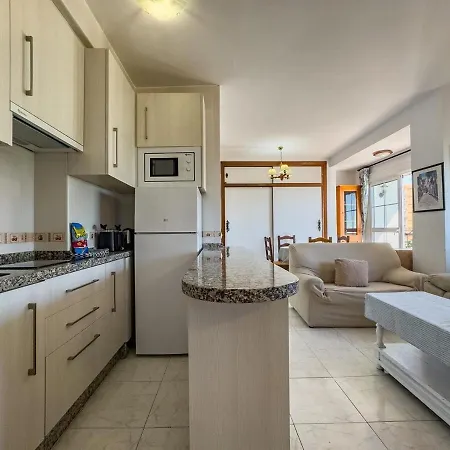 Mediterraneo 6 9 Charming Beachfront 1bedroom With Stunning Sea Views 公寓 马尔韦利亚