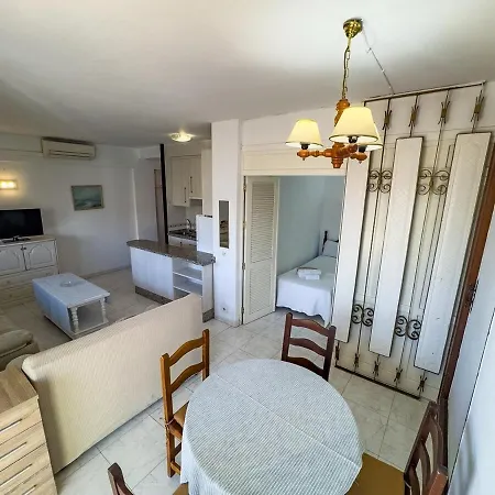 Mediterraneo 6 9 Charming Beachfront 1bedroom With Stunning Sea Views 마르베야