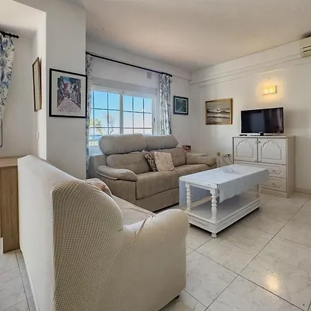 Mediterraneo 6 9 Charming Beachfront 1bedroom With Stunning Sea Views 公寓 *