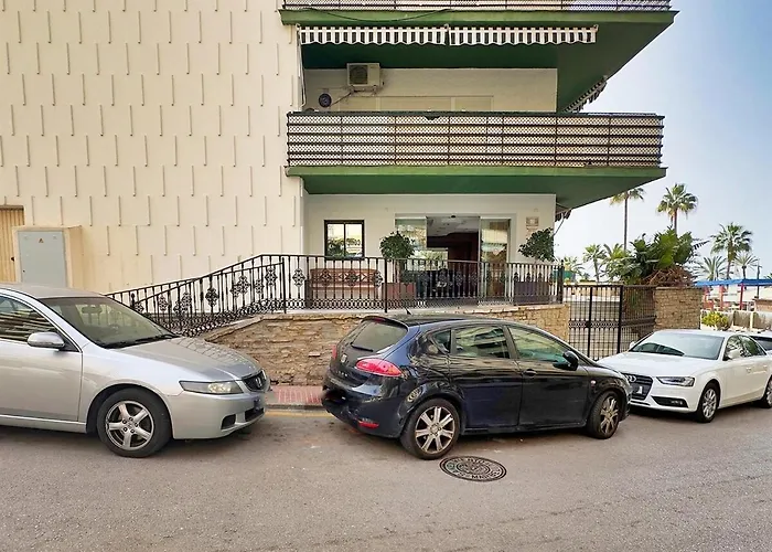 Mediterraneo 6 9 Charming Beachfront 1bedroom With Stunning Sea Views Apartament