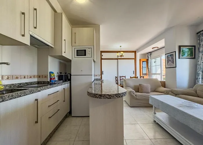 Mediterraneo 6 9 Charming Beachfront 1bedroom With Stunning Sea Views Lägenhet Marbella
