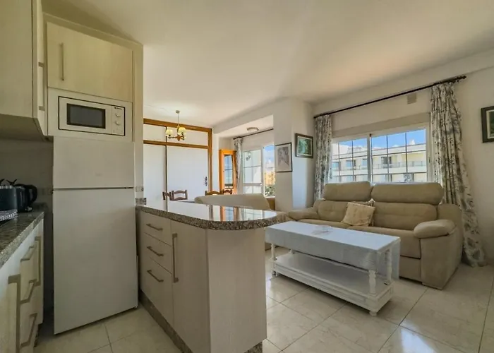 Mediterraneo 6 9 Charming Beachfront 1bedroom With Stunning Sea Views Lägenhet *